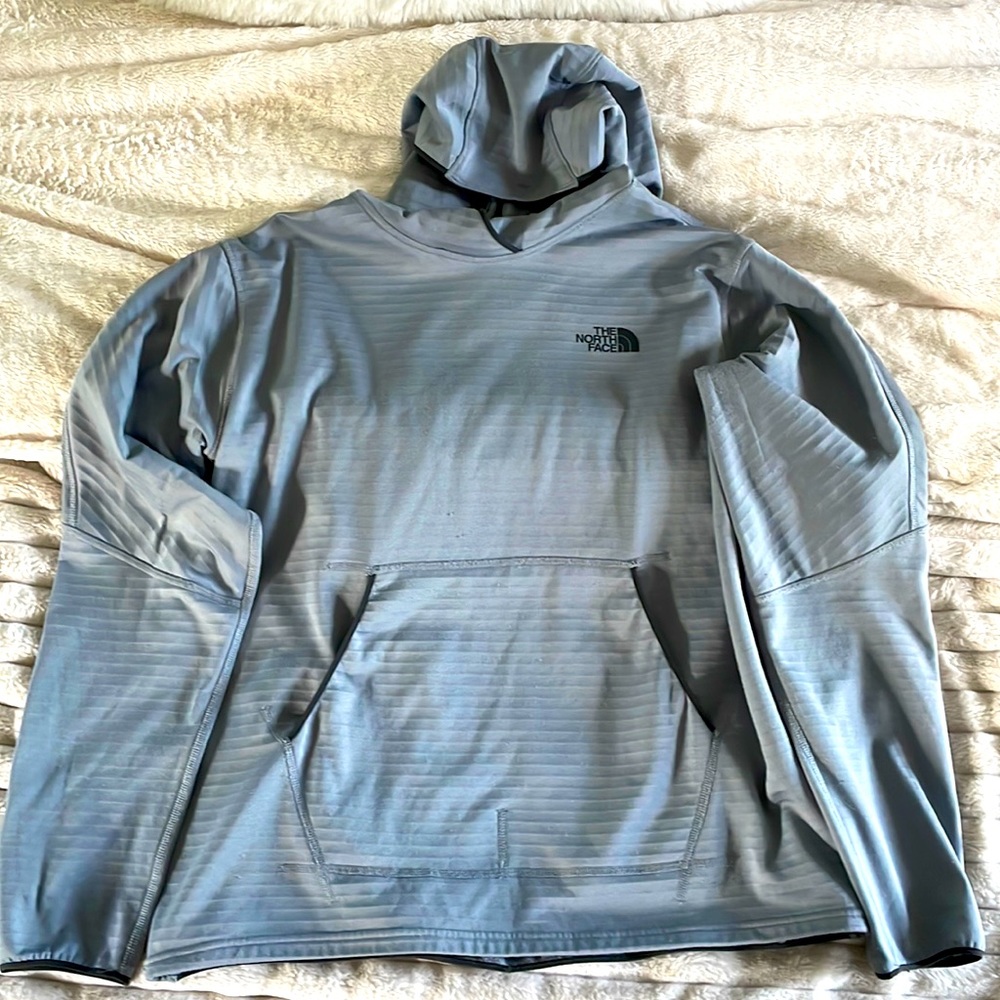 North Face Mens XL Scuba hood pullover thermal (silver/gray colour)